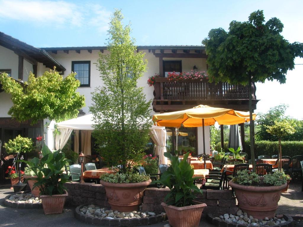 Restaurant Landgasthof Zum Wiesengrund Newel Eksteriør billede