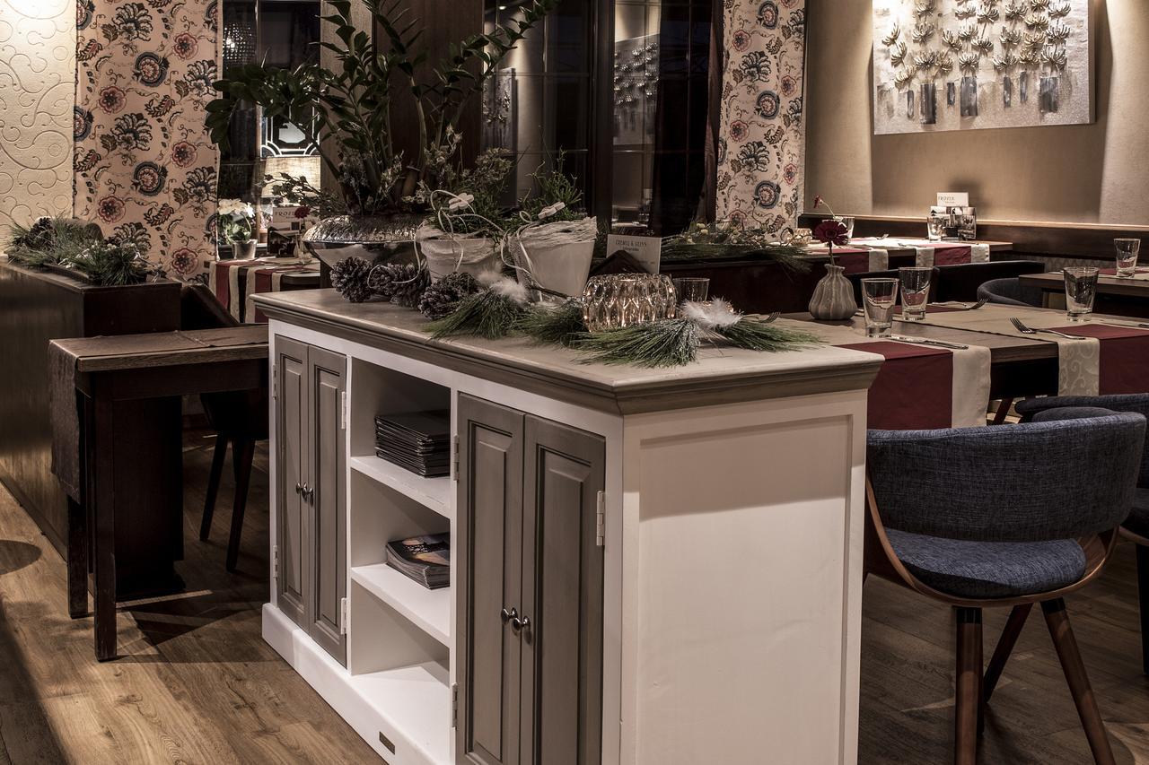 Restaurant Landgasthof Zum Wiesengrund Newel Eksteriør billede