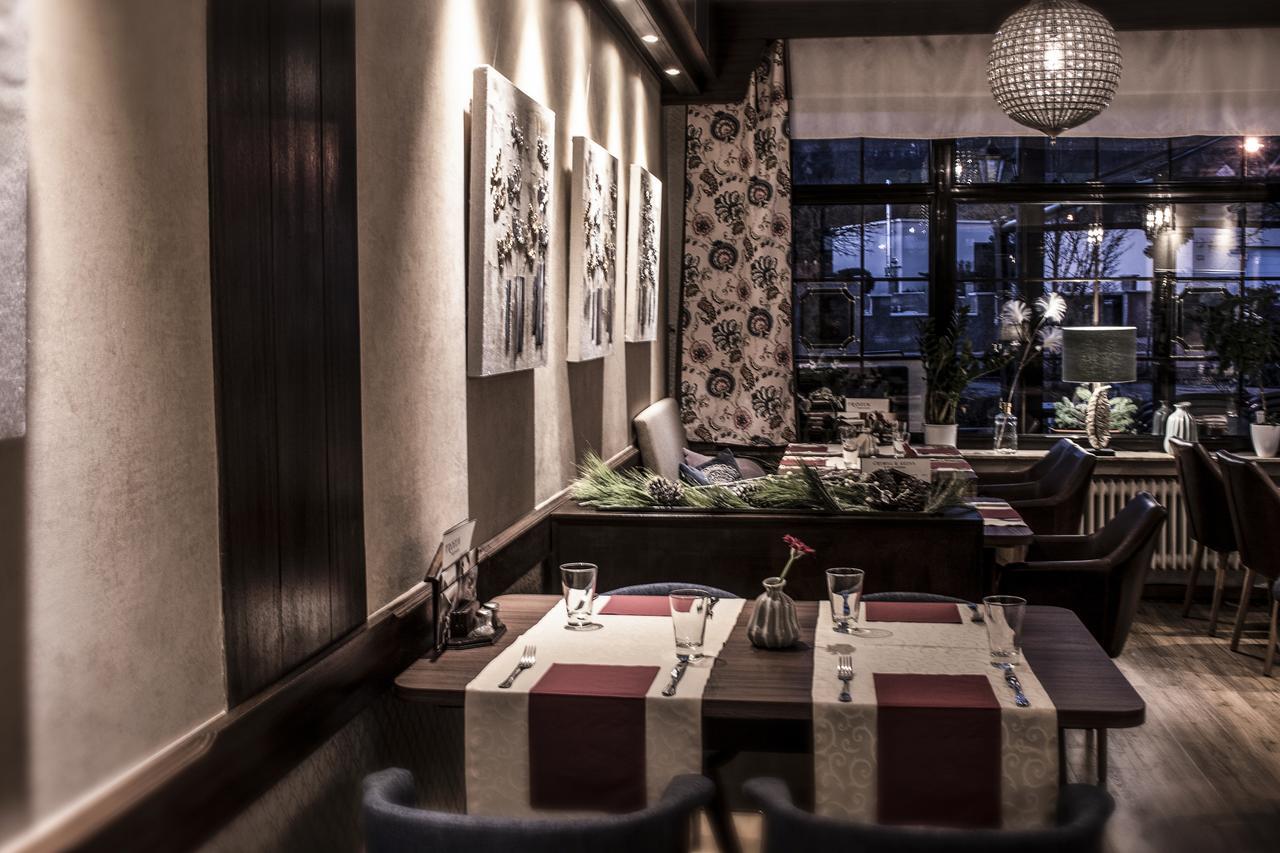 Restaurant Landgasthof Zum Wiesengrund Newel Eksteriør billede
